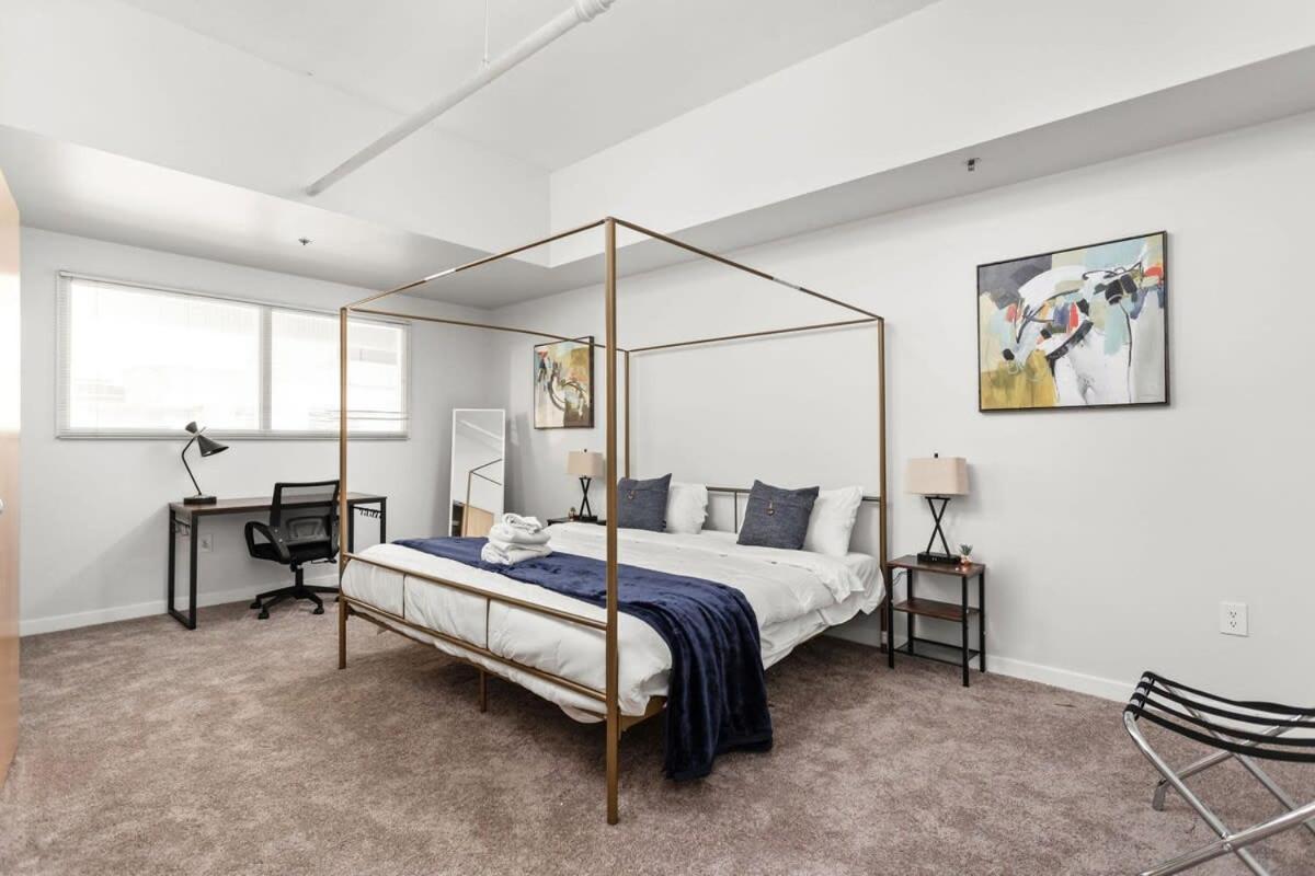 Modern Downtown Apartment 2Br 2Ba By Cozysuites Indianapolis Exterior foto